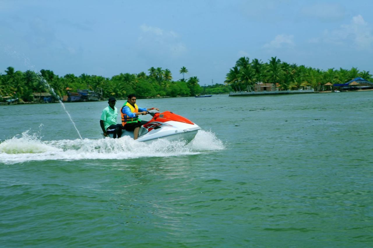 Regant Lake Village, Kollam. Chavara Exterior foto