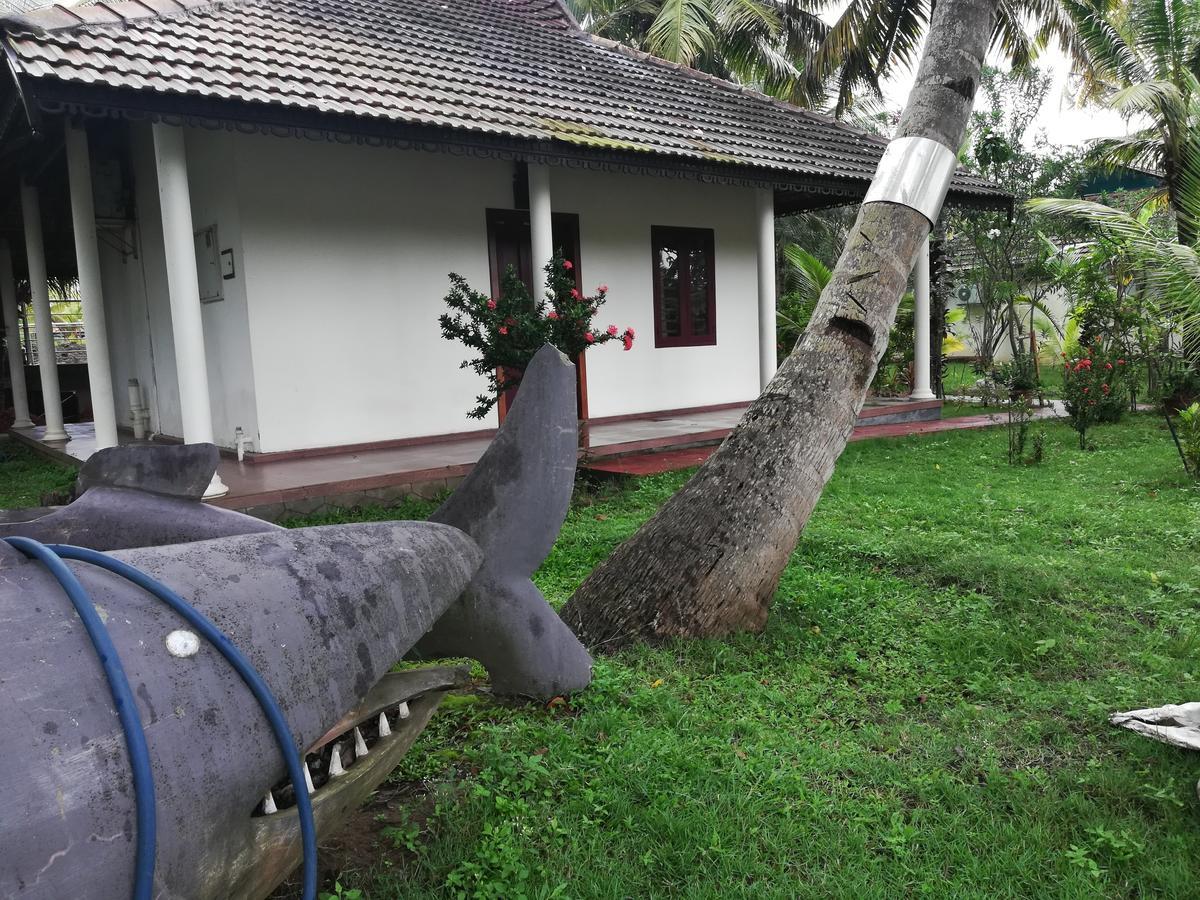 Regant Lake Village, Kollam. Chavara Exterior foto