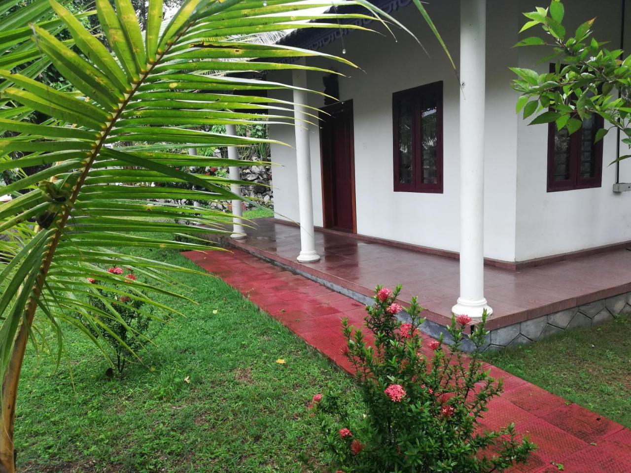 Regant Lake Village, Kollam. Chavara Exterior foto